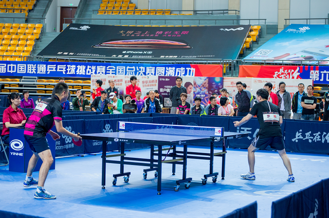 2亿欧元左 2亿欧元左