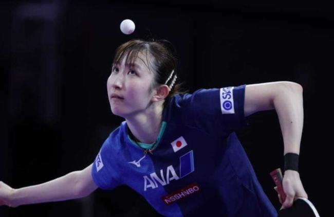 载着球员个 载着球员个